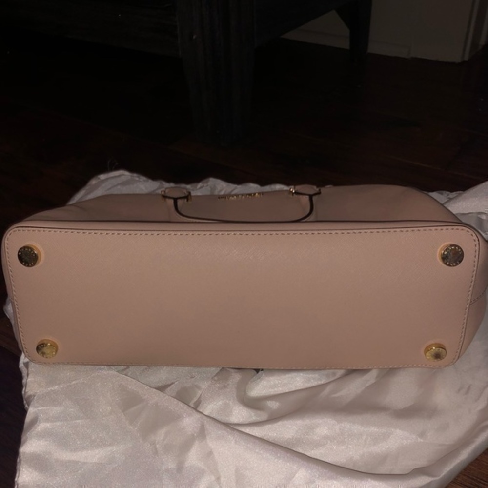 Michael Kors Blush Tote - Picture 16 of 16